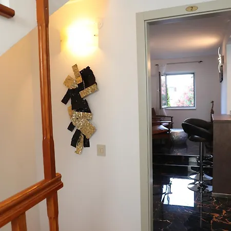 Wish For 2 Apartmani Lägenhet *