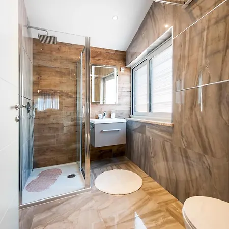 Wish For 2 Apartmani